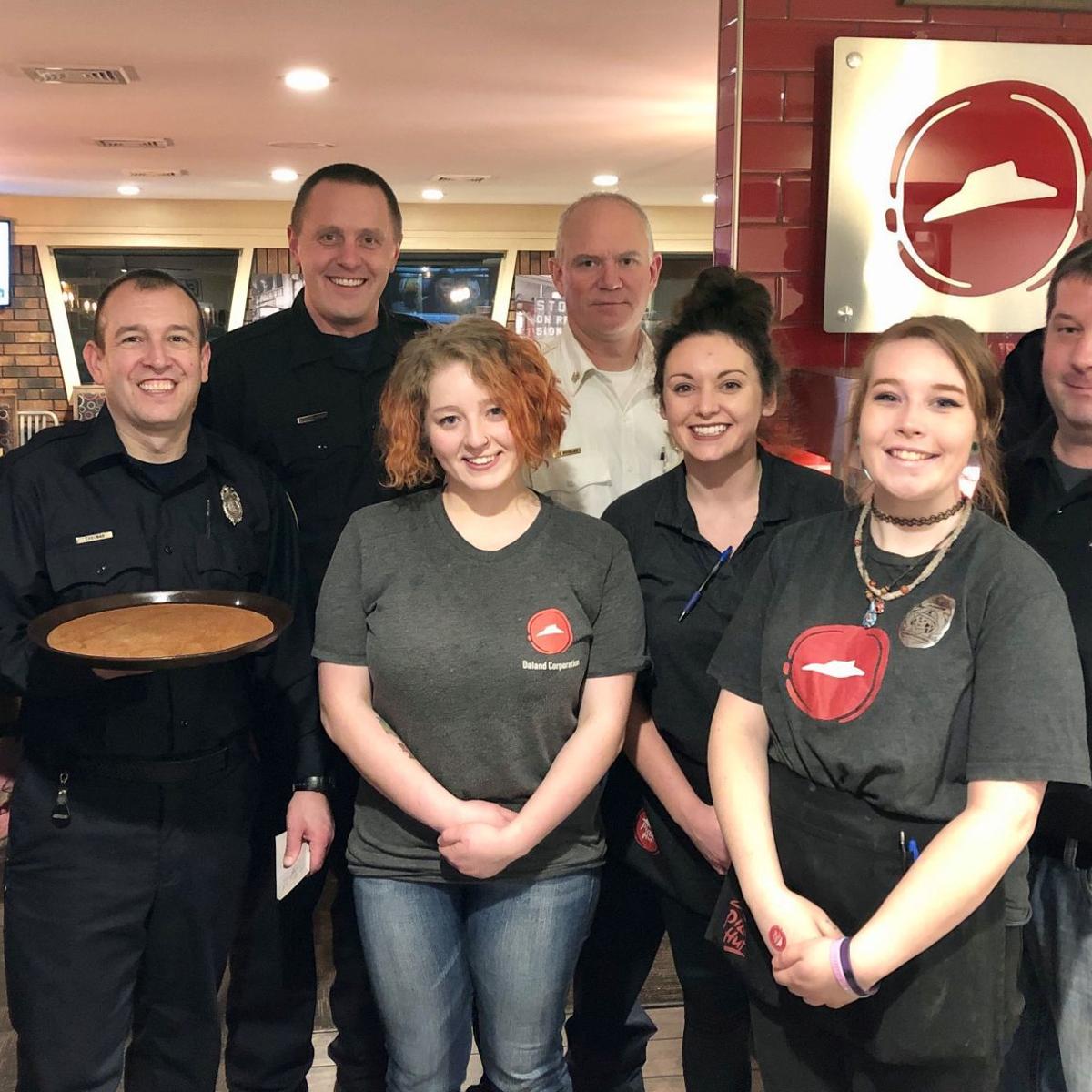 Pizza Hut And Chippewa Falls Fire Dept Collaborate On Public Library Fundraiser Local News Chippewa Com