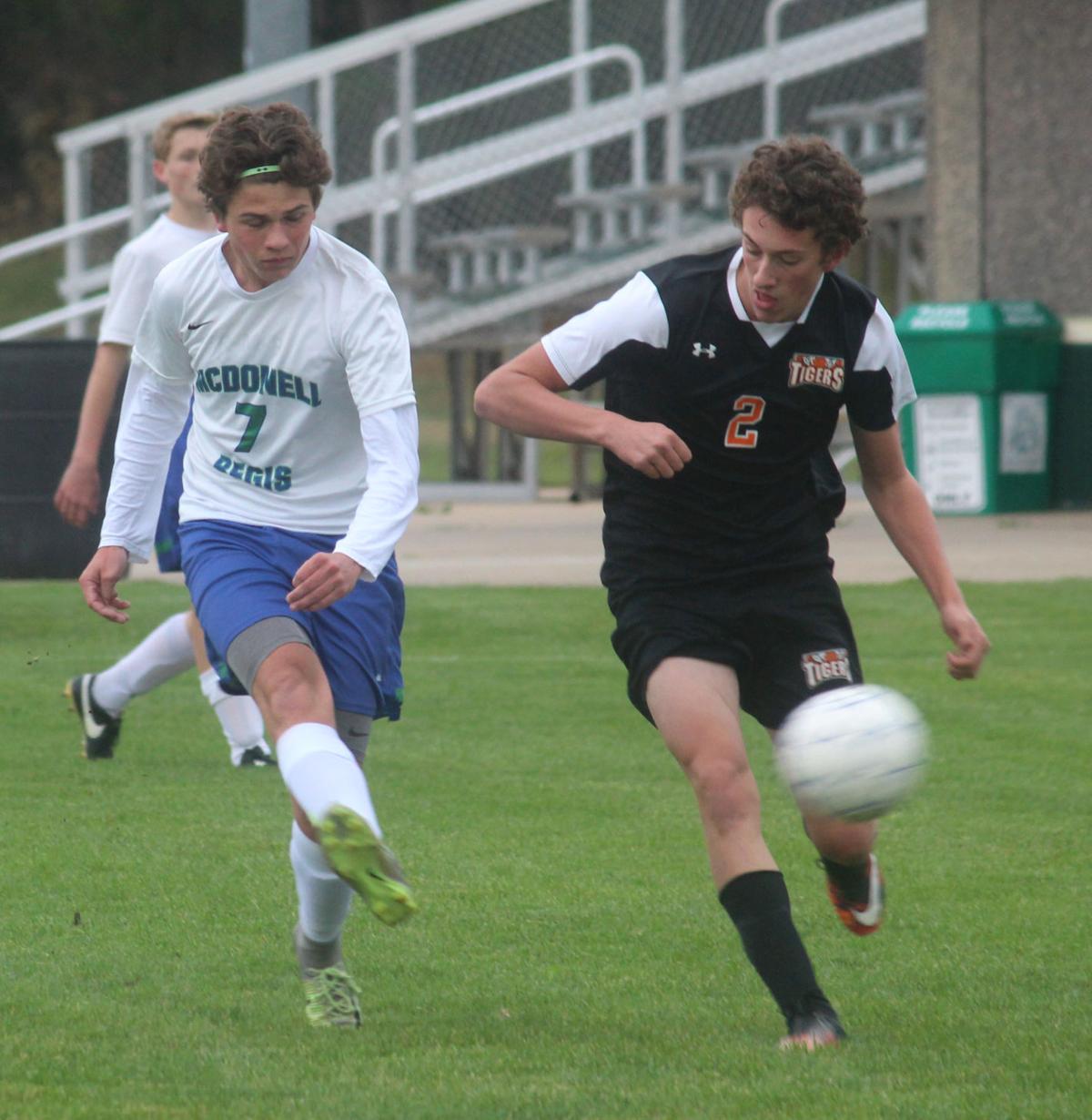 McDonell/Regis vs Black River Falls boys soccer 10-10-17