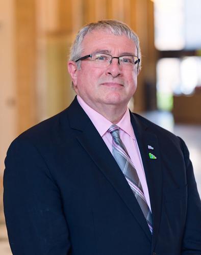 Chris Maples headshot