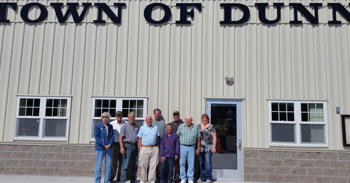 Town of Dunn dedicates new building