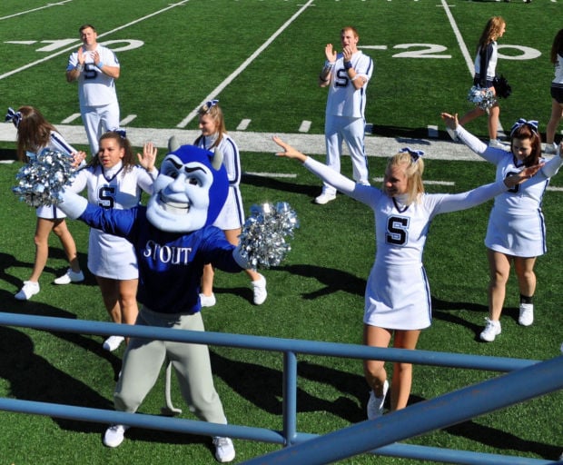 Campus dance kicks of UWStout’s week