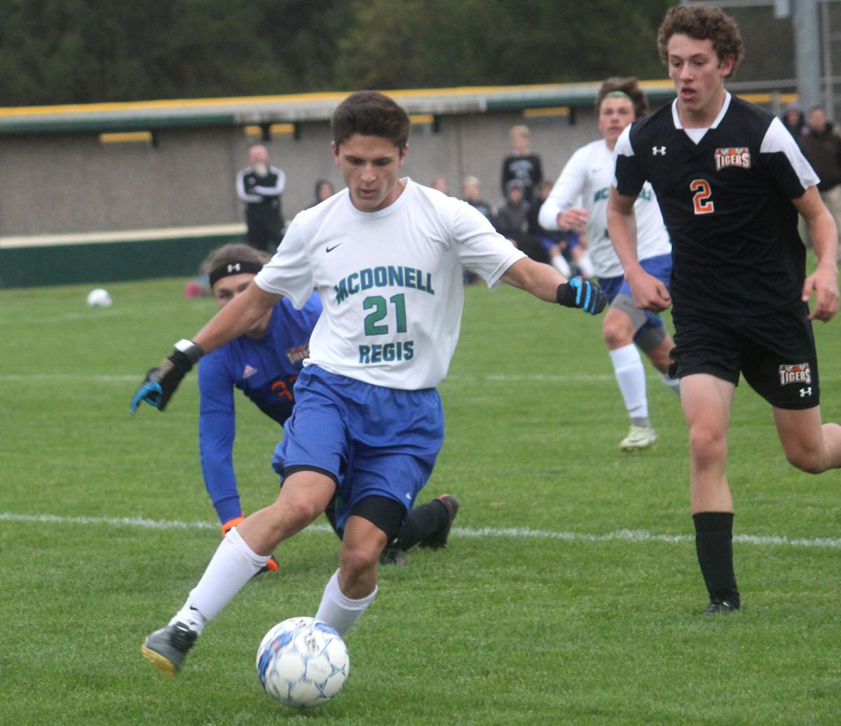McDonell/Regis vs Black River Falls boys soccer 10-10-17