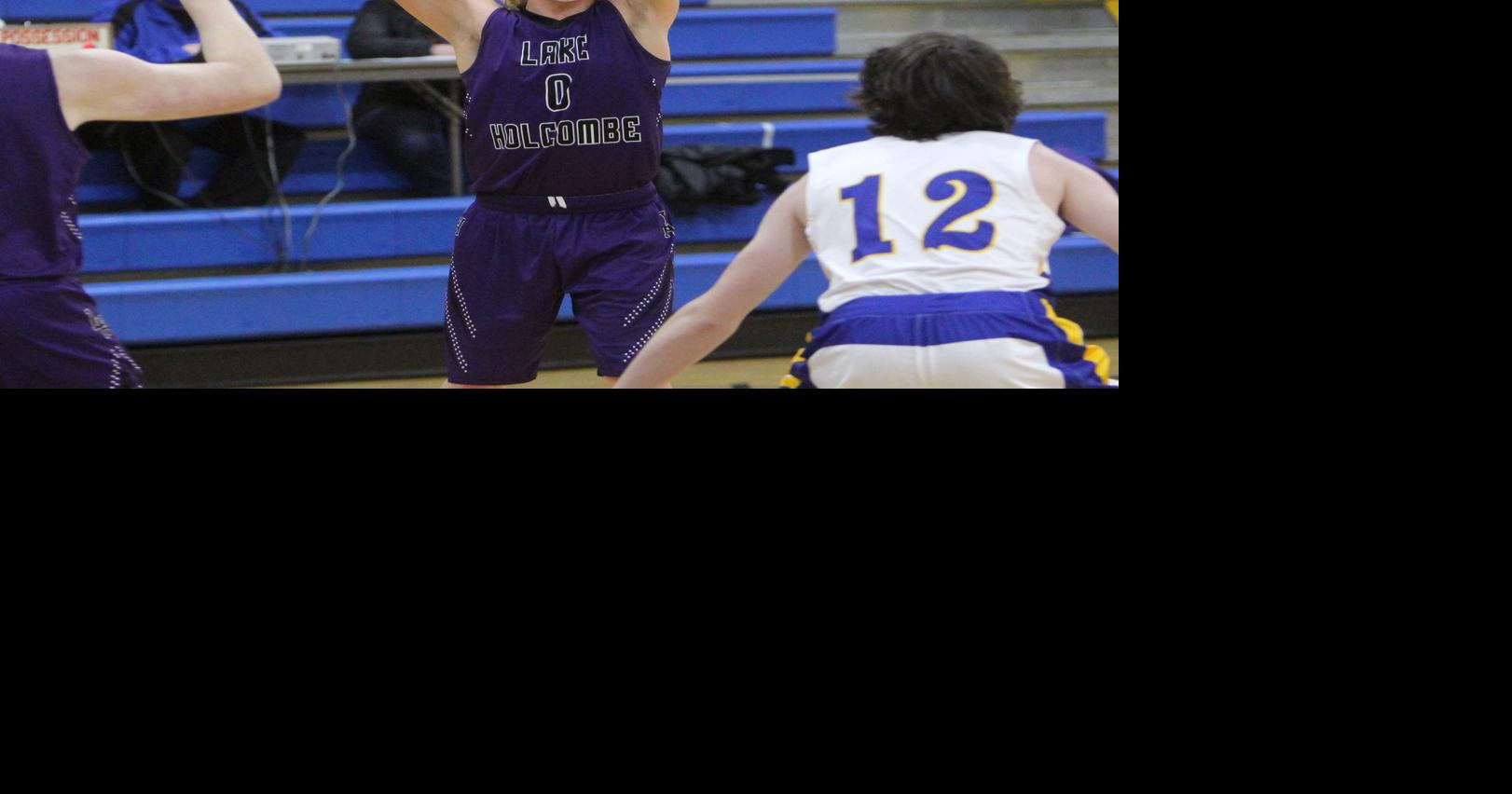 Prep Boys Basketball Eye injury doesn't keep Lake Flater