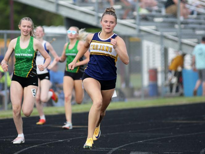 Division 3 track and field regionals at Colfax 5-26-26