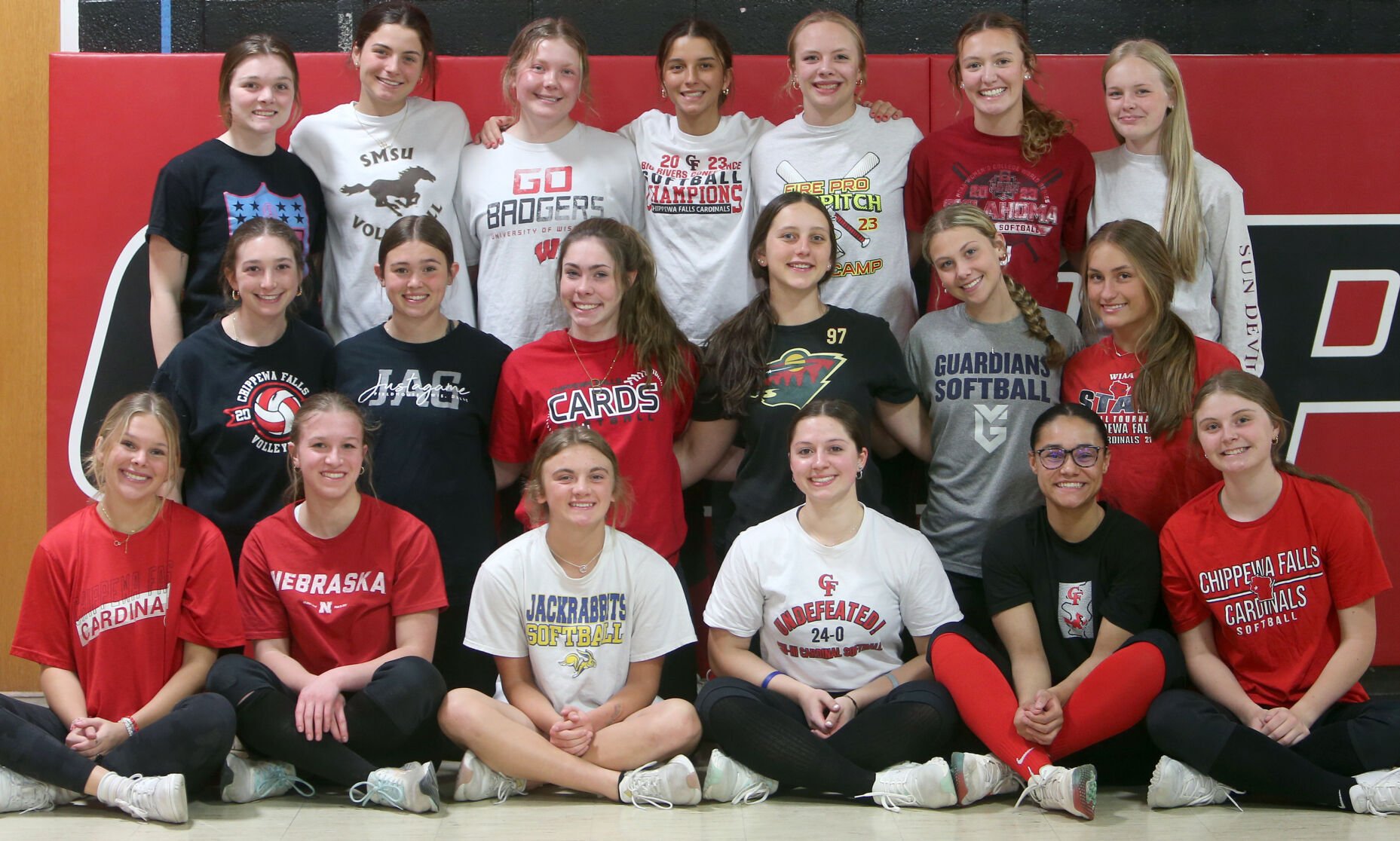 Chi Hi softball blends experience and new talent