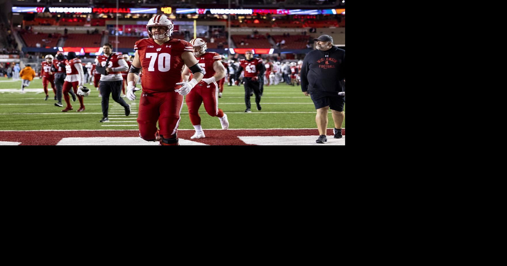 'A night I'll never forget': Long-awaited first Badgers start meaningful for Stoughton native
