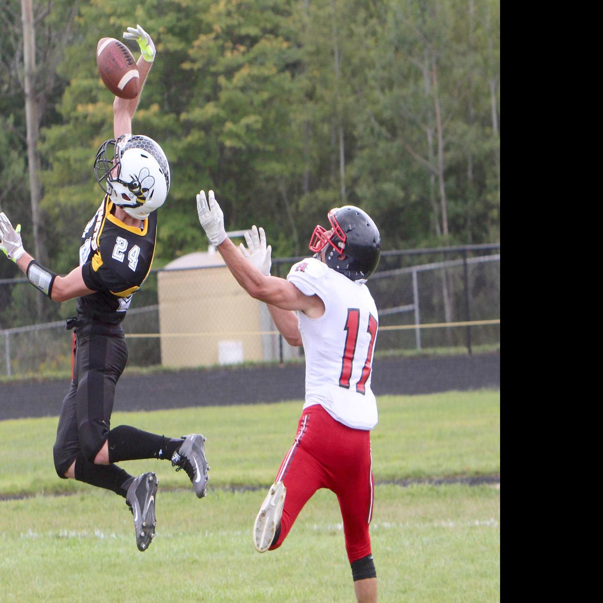 Prep Football Altoona Edges Cadott As Teams Trade Last Minute
