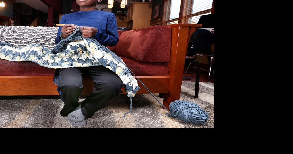 Crochet kid Jonah Larson appearing on Kelly Clarkson show, receives