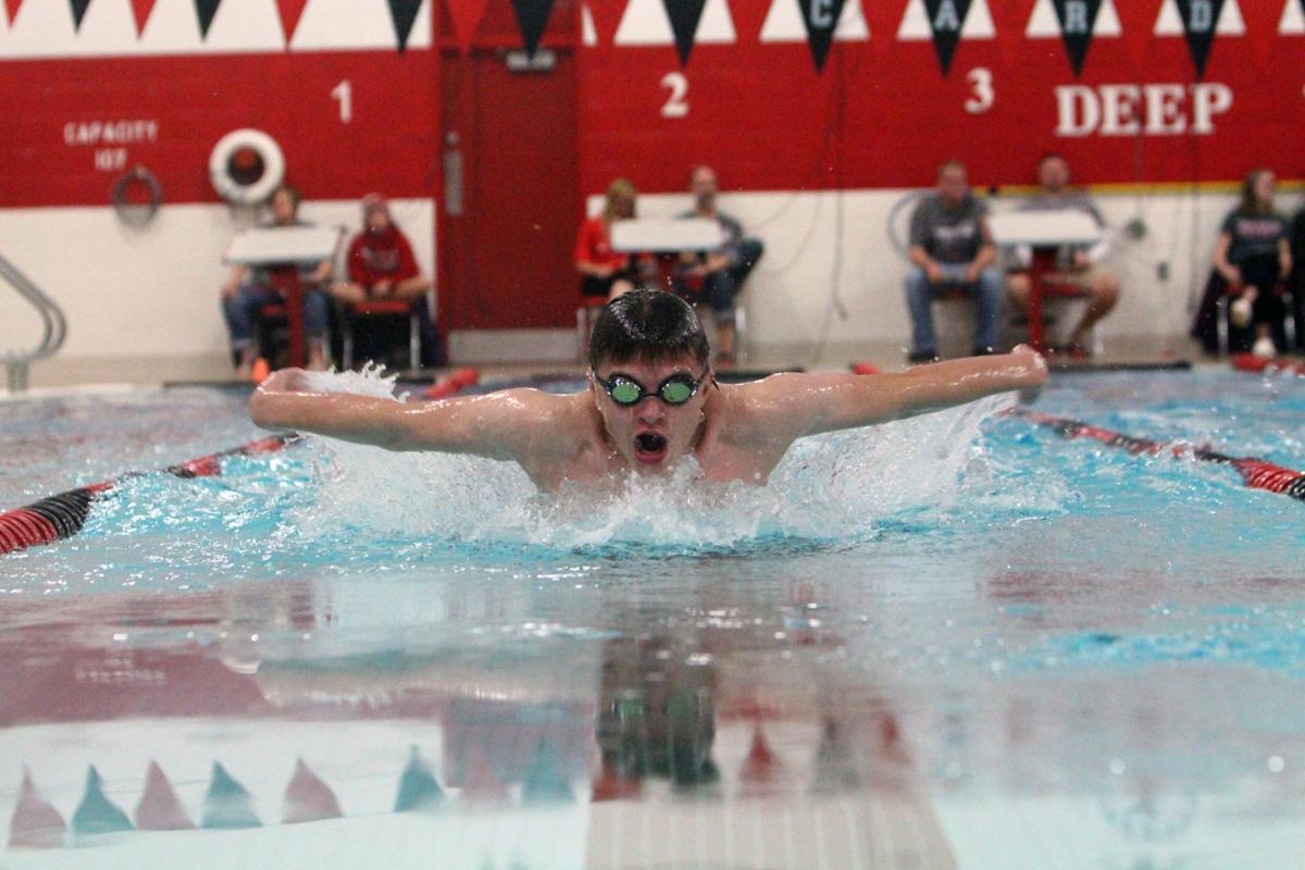 Chi Hi Mcdonell Boys Swimming Cruises Past Rice Lake High School Rice Lake At Chi Hi Mcdonell Boys Swimming 12 22 16