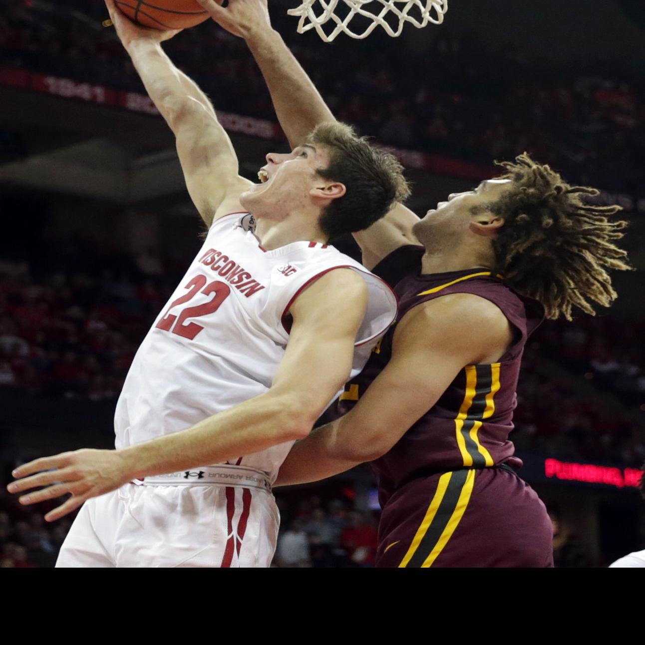 Badgers Men S Basketball Wisconsin Will Play In 2017 Hall Of Fame