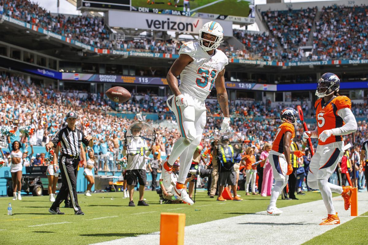 Dolphins rout Broncos 70-20, scoring the most points by an NFL team in a  game since 1966