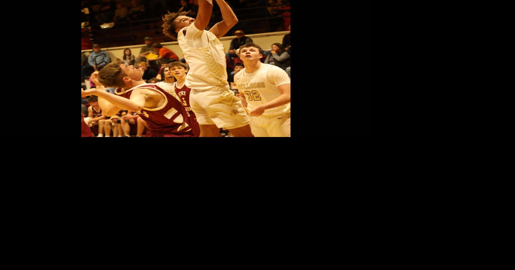 Bulldogs split on opening week of conference play