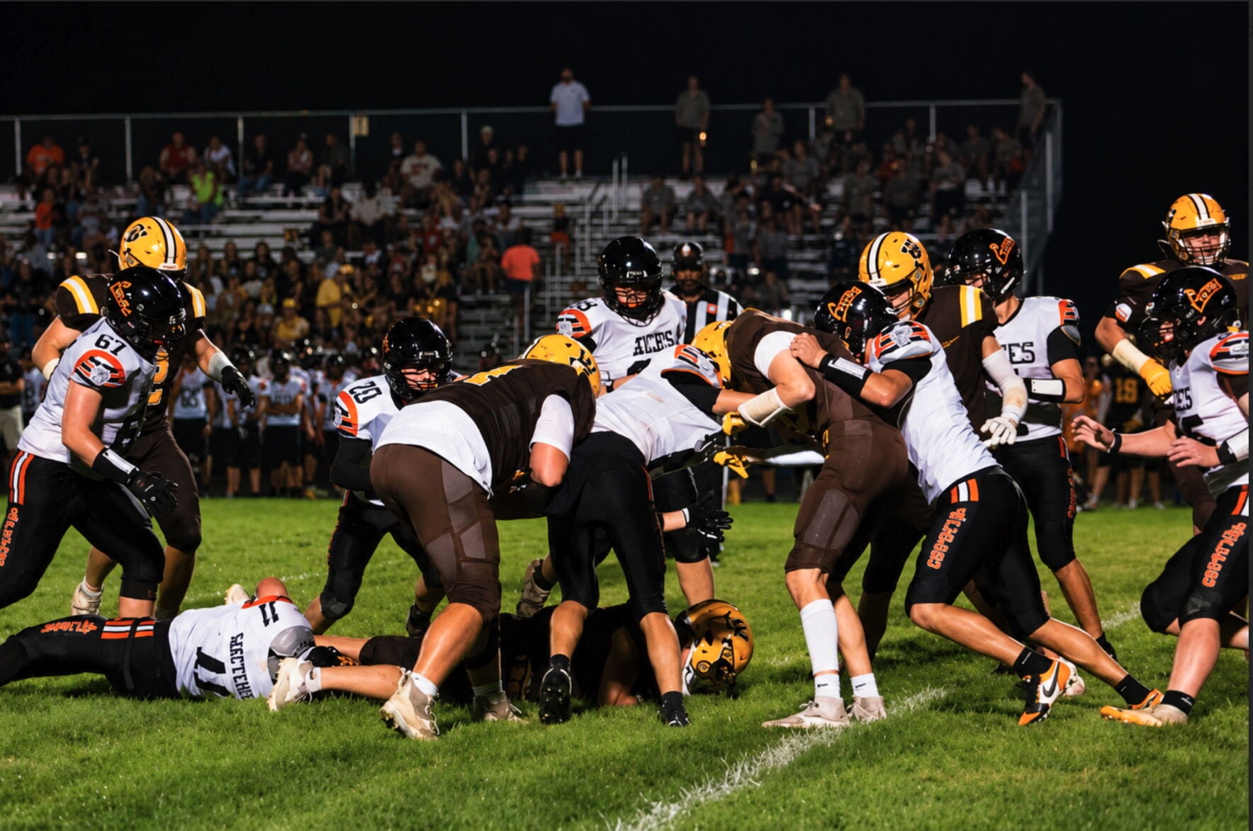Football Friday Night Preview: Amanda-Clearcreek vs. Licking Valley