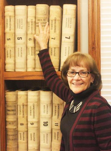 Webb to retire after 30 years as commissioners #39 clerk Spotlight