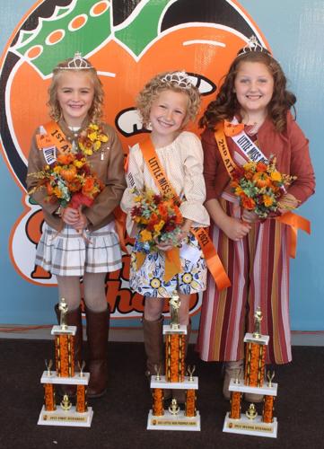 2021 Little Miss Pumpkin Show Court