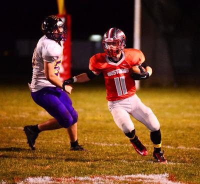 Mustangs To Meet Hungry Bearcats Sports Circlevilleherald Com