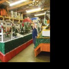 Circleville Oh Christmas Parade December 1 2022 Parades All In A Day's Work For Local Men | News | Circlevilleherald.com