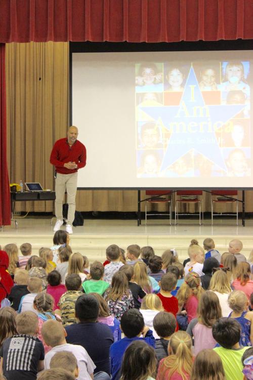 Author speaks to students about life