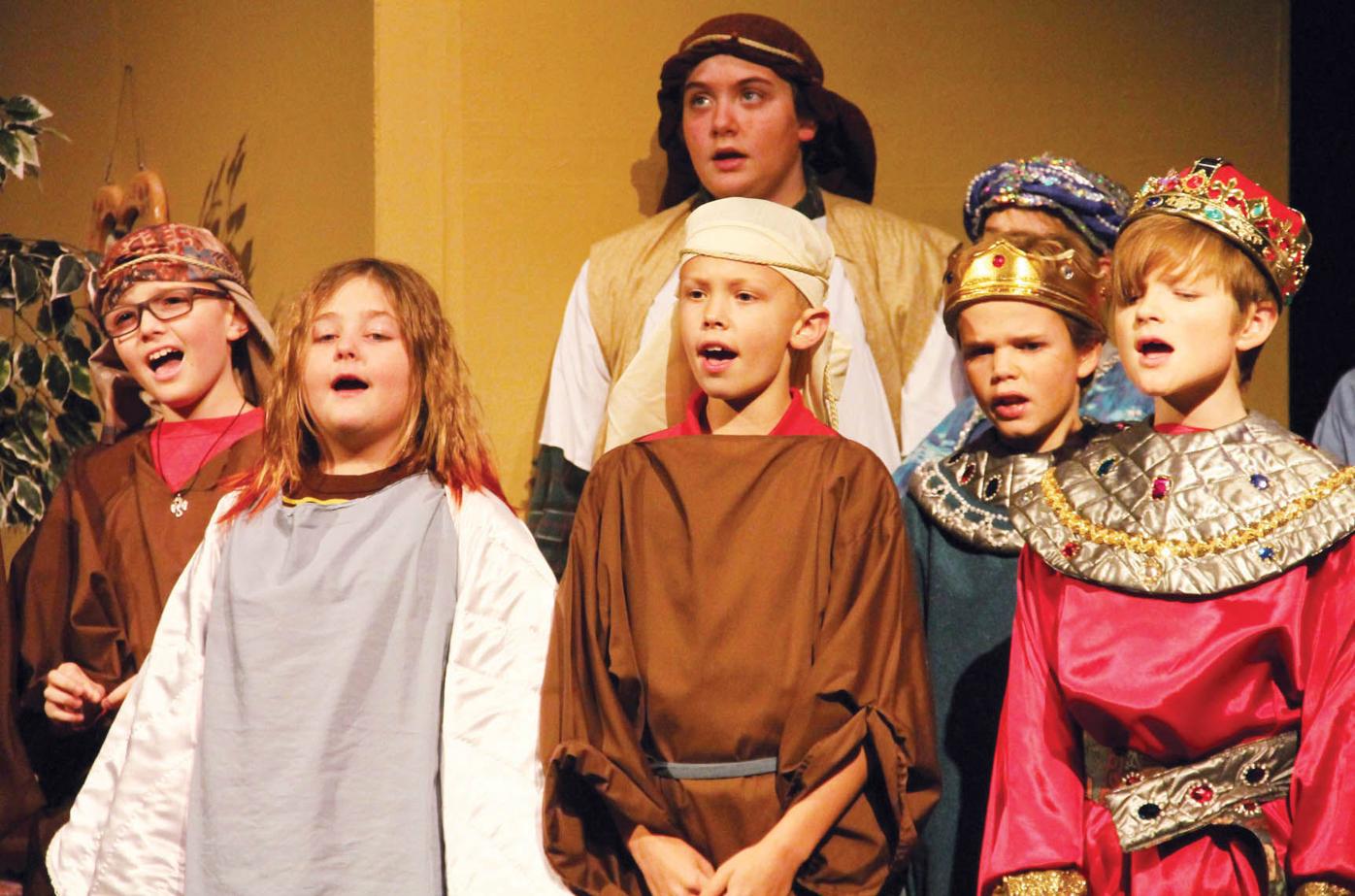 Round Town Players to present 'The Best Christmas Pageant ...