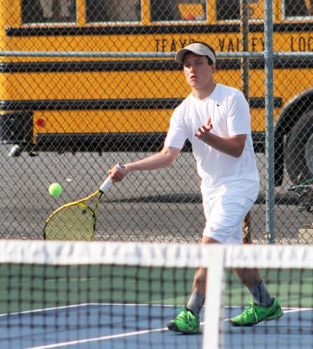 Vikings edge Irish on tennis courts Sports circlevilleherald com