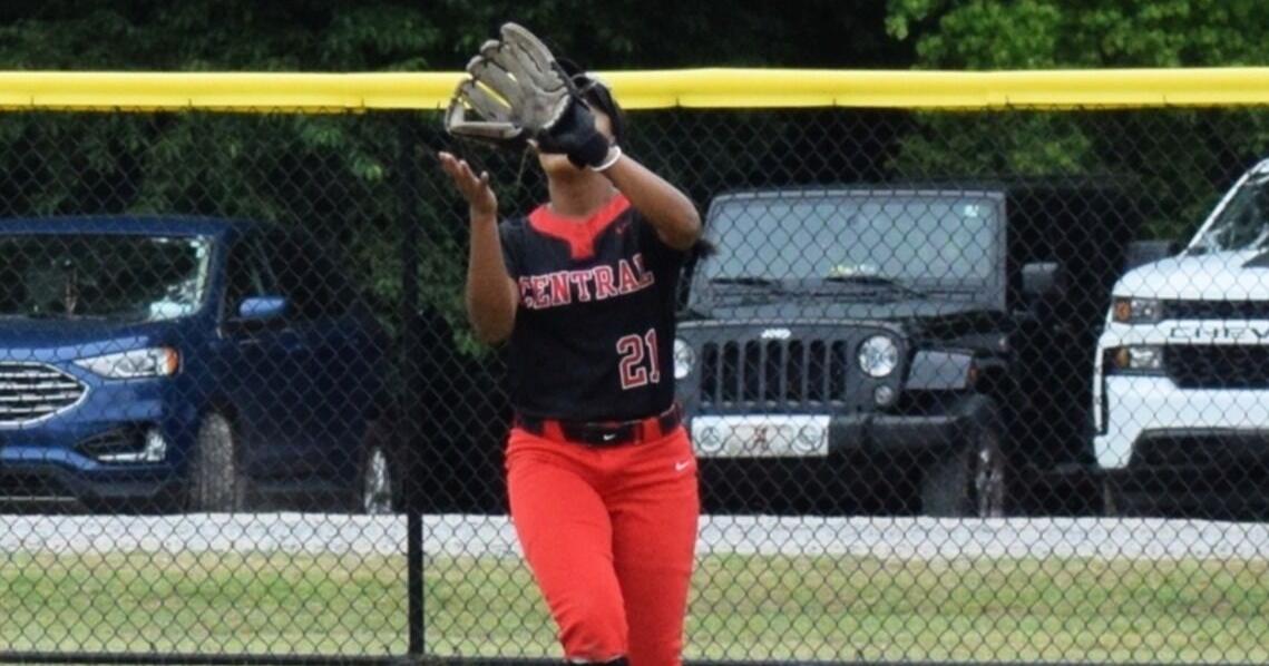 Lady Red Devils secure spot in 7A state tournament | Sports ...