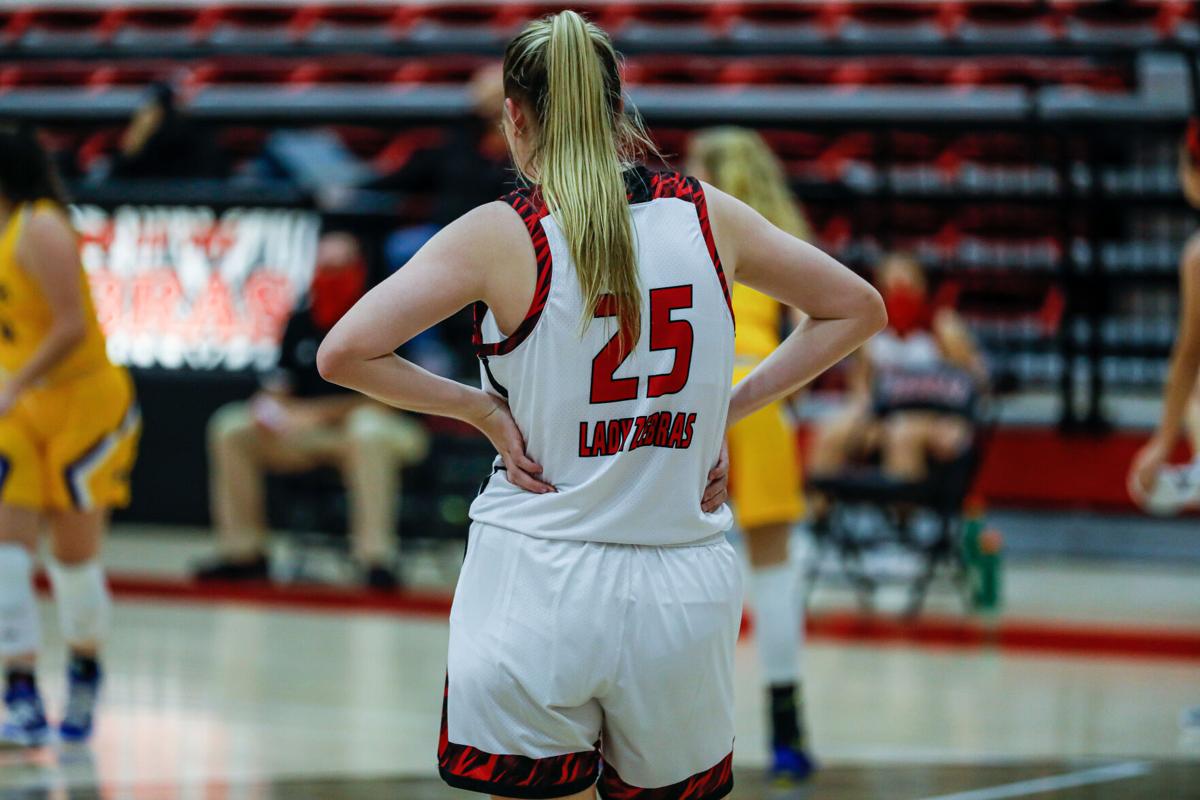 Claremore v Pryor BBall-1300.jpg