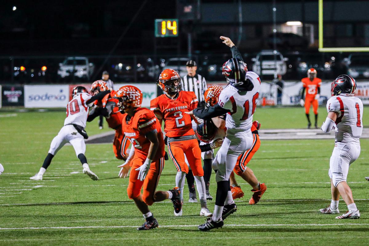 Claremore_vs_Tahlequah-2267.jpg