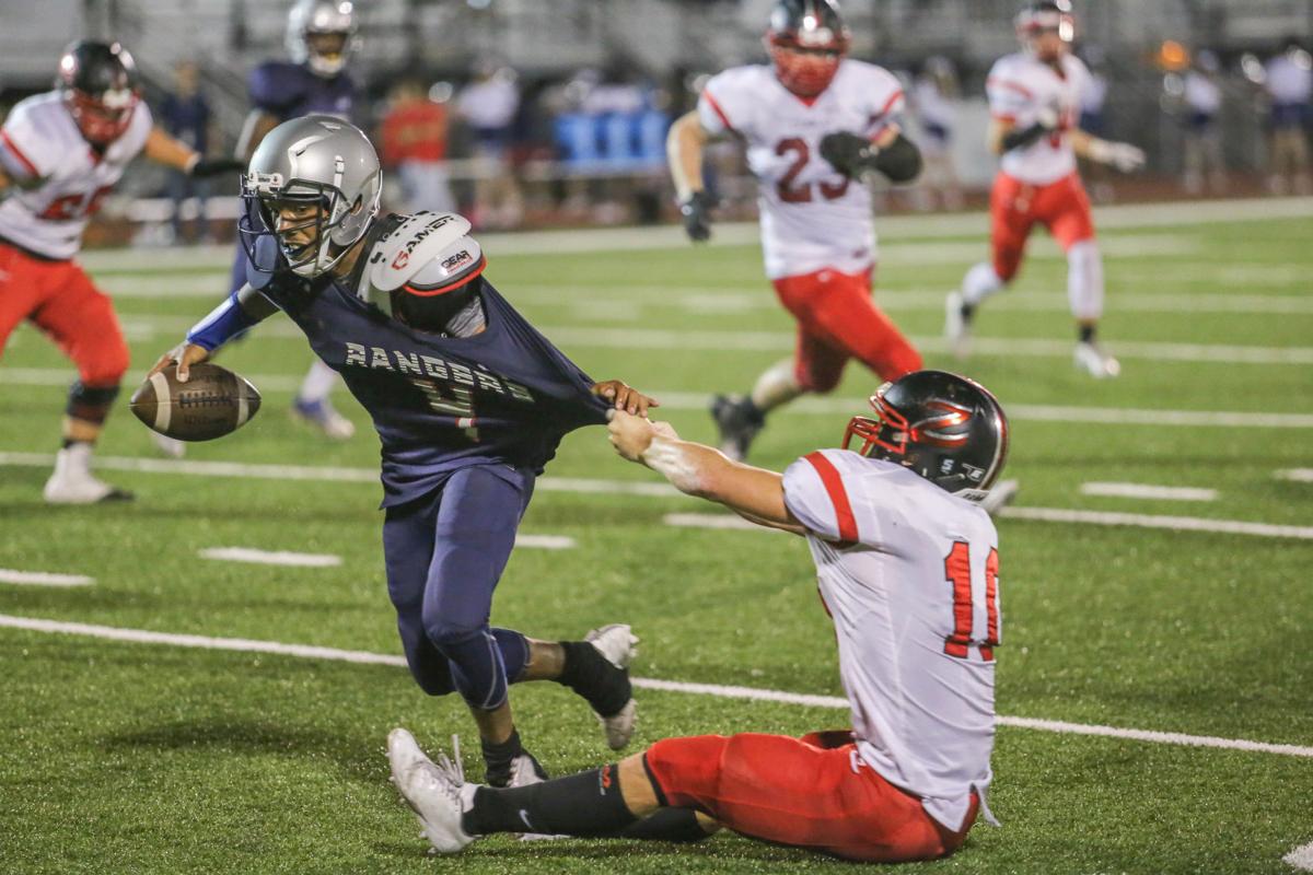 Claremore Zebra Football Awards Grimett named 2017 Lantow Award