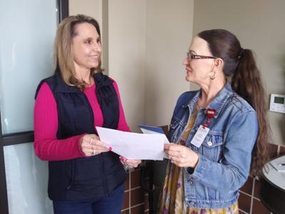 Seasons Hospice seeks volunteers to support, visit with patients