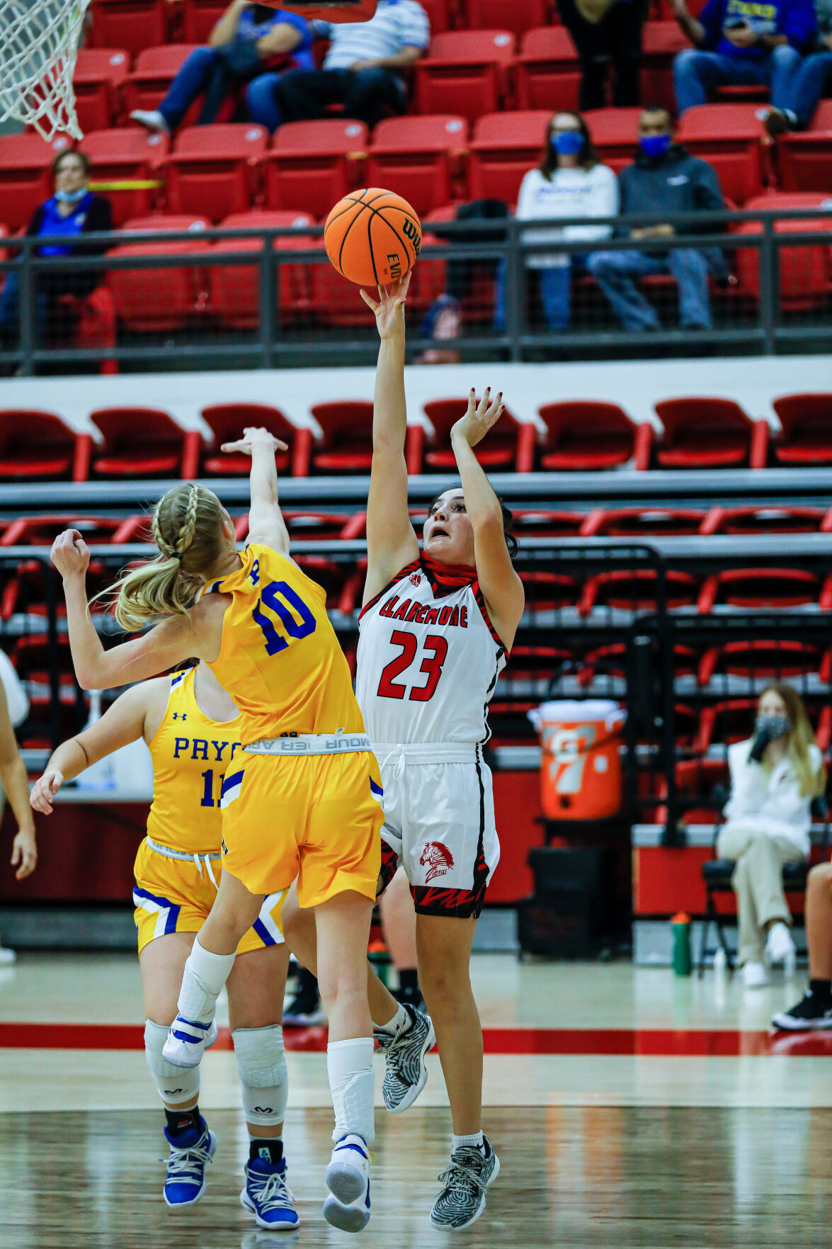 Claremore v Pryor BBall-1324.jpg