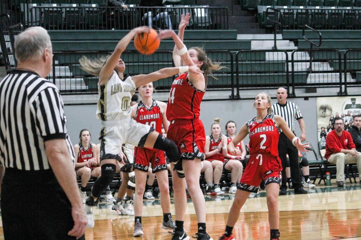 Basketball Claremore Splits 7th Place Games At Port City Classic Sports Claremoreprogress Com