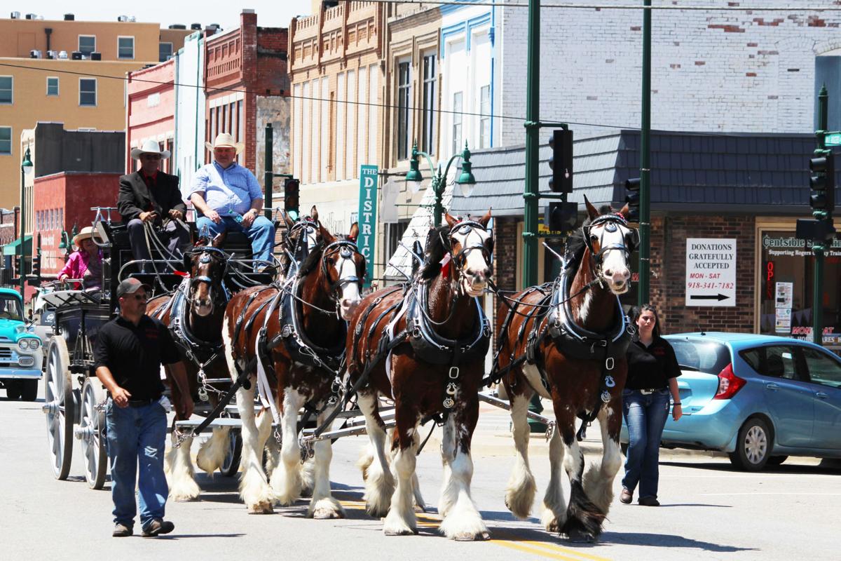 Will Rogers Stampede Rodeo Parade Gallery
