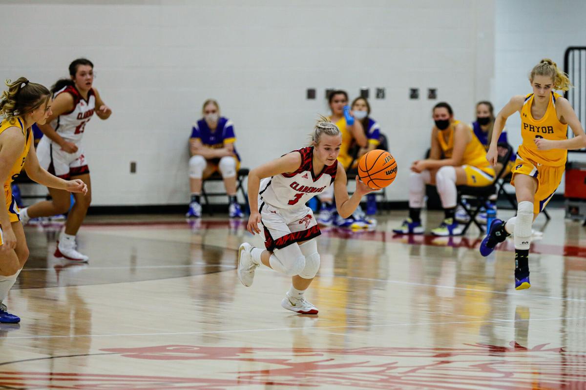 Claremore v Pryor BBall-1277.jpg