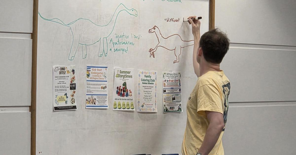 Tulsa Zoo visits Will Rogers Library