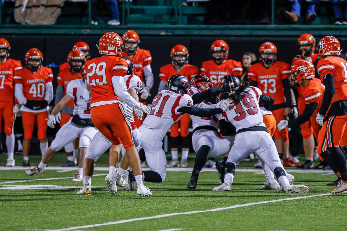 Claremore_vs_Tahlequah-1819.jpg