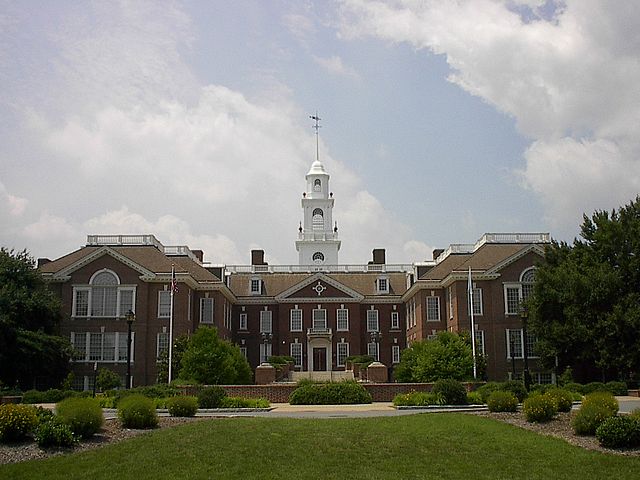 640px-Delaware_State_Capitol.jpeg