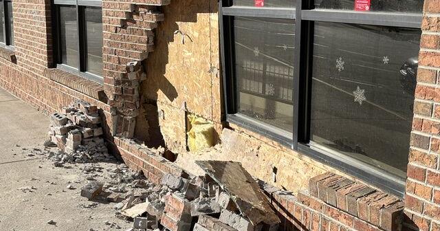 Idaho Springs Post Office takes a big hit from unsure driver