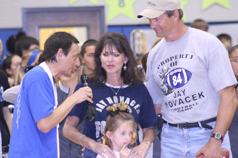 Jay Novacek's wife found dead at Burleson residence, Local News