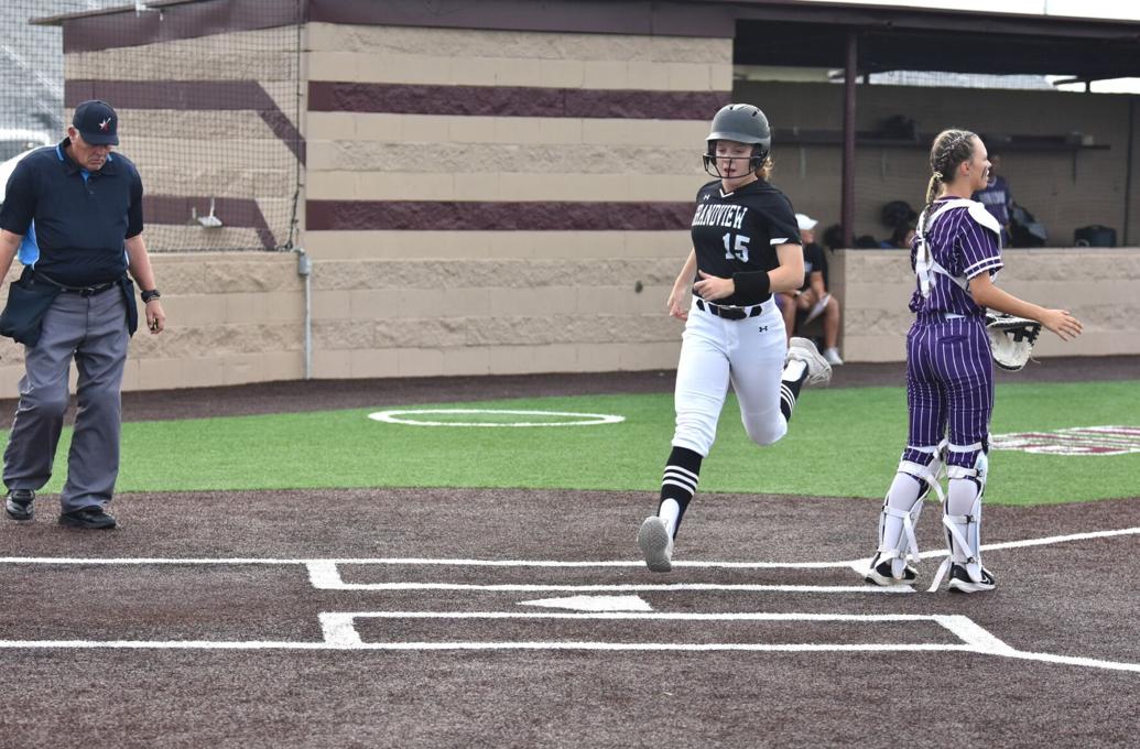 Grandview baseball clinches playoff spot; Lady Zebras roll in bi