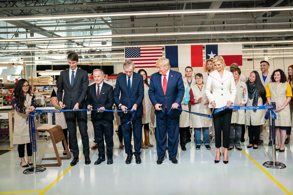Historic presidential visit accompanies Vuitton opening | Local News | 0