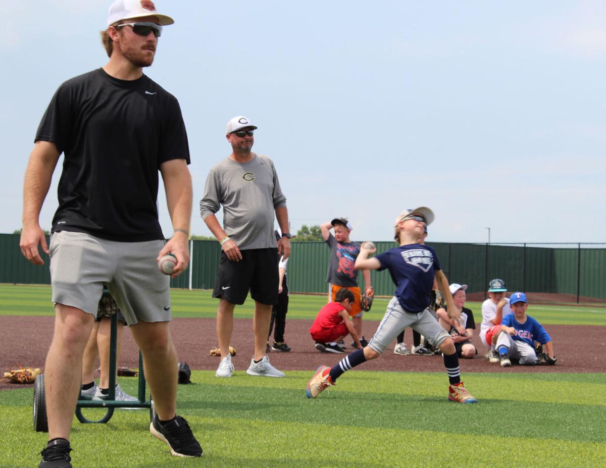 Former Record-setting Ace Returns To Help With Cleburne Camp Sports Cleburnetimesreviewcom