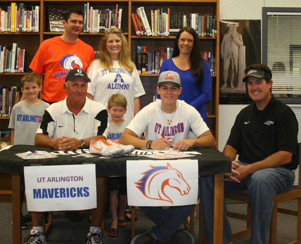 Grandview’s Thomes signs to continue track career with UTArlington