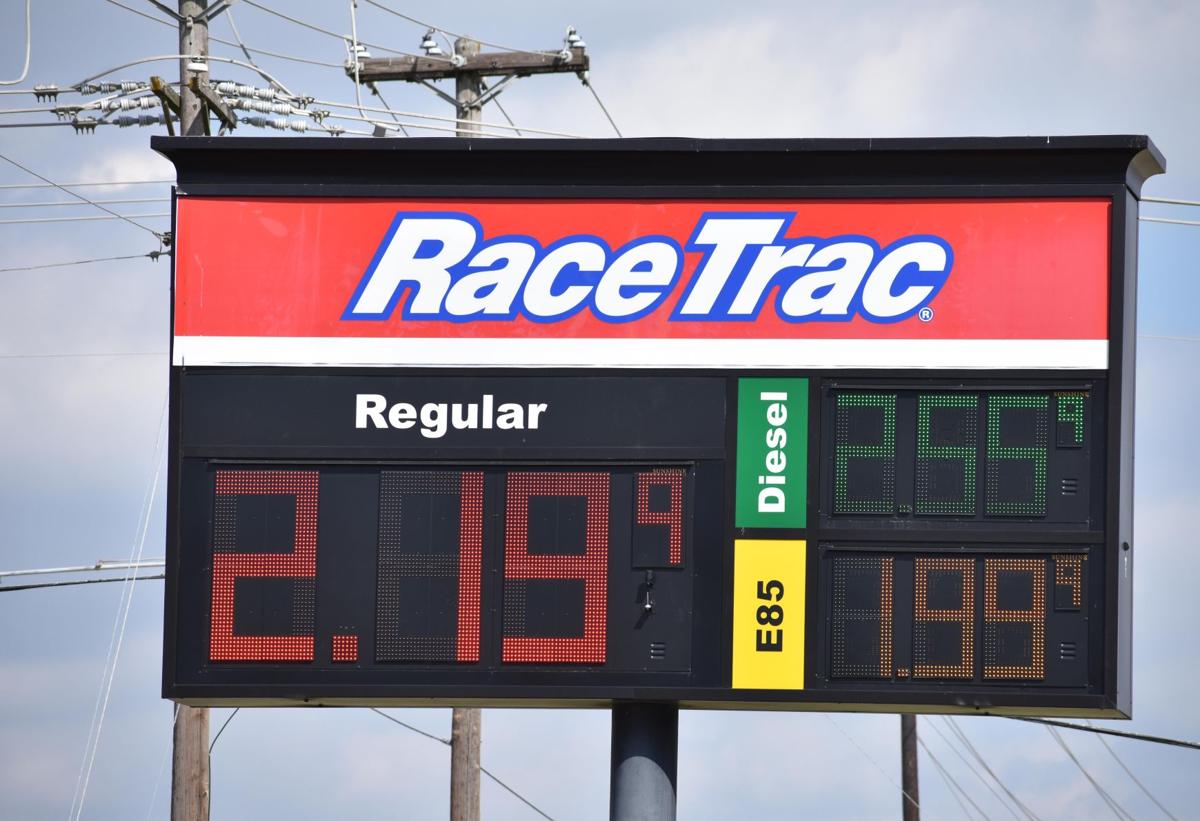 Texas gasoline prices see a monthlong decline Local News