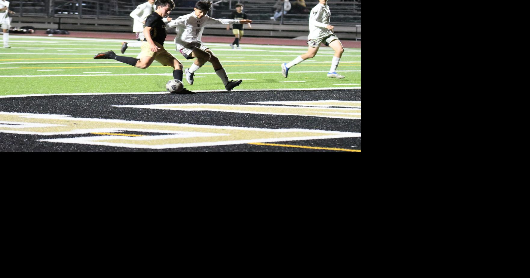 Jackets give one away in district-opening 3-2 loss to Wolves; Lady ...