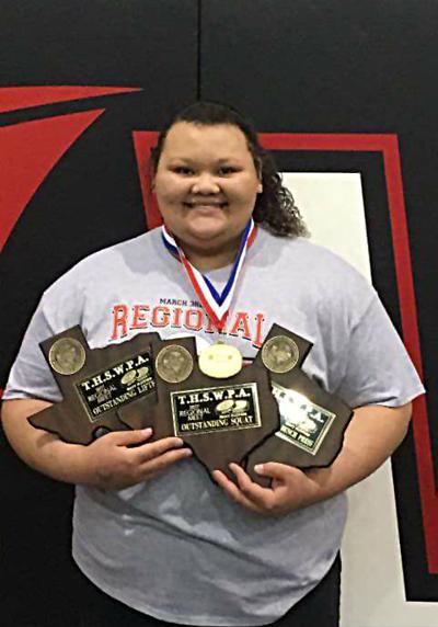 Cleburne S Lexi Harris Smashes Regional Powerlifting Records