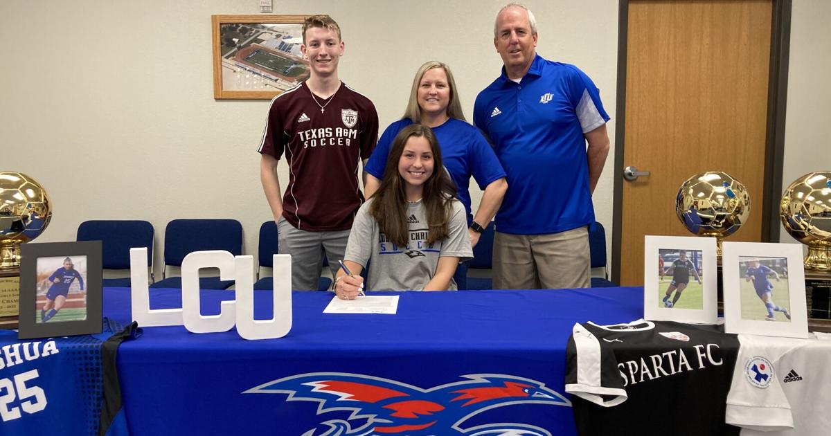 Graycen Rasmussen Lady Owl standout signs with LCU; Joshua’s Graycen Rasmussen to ...
