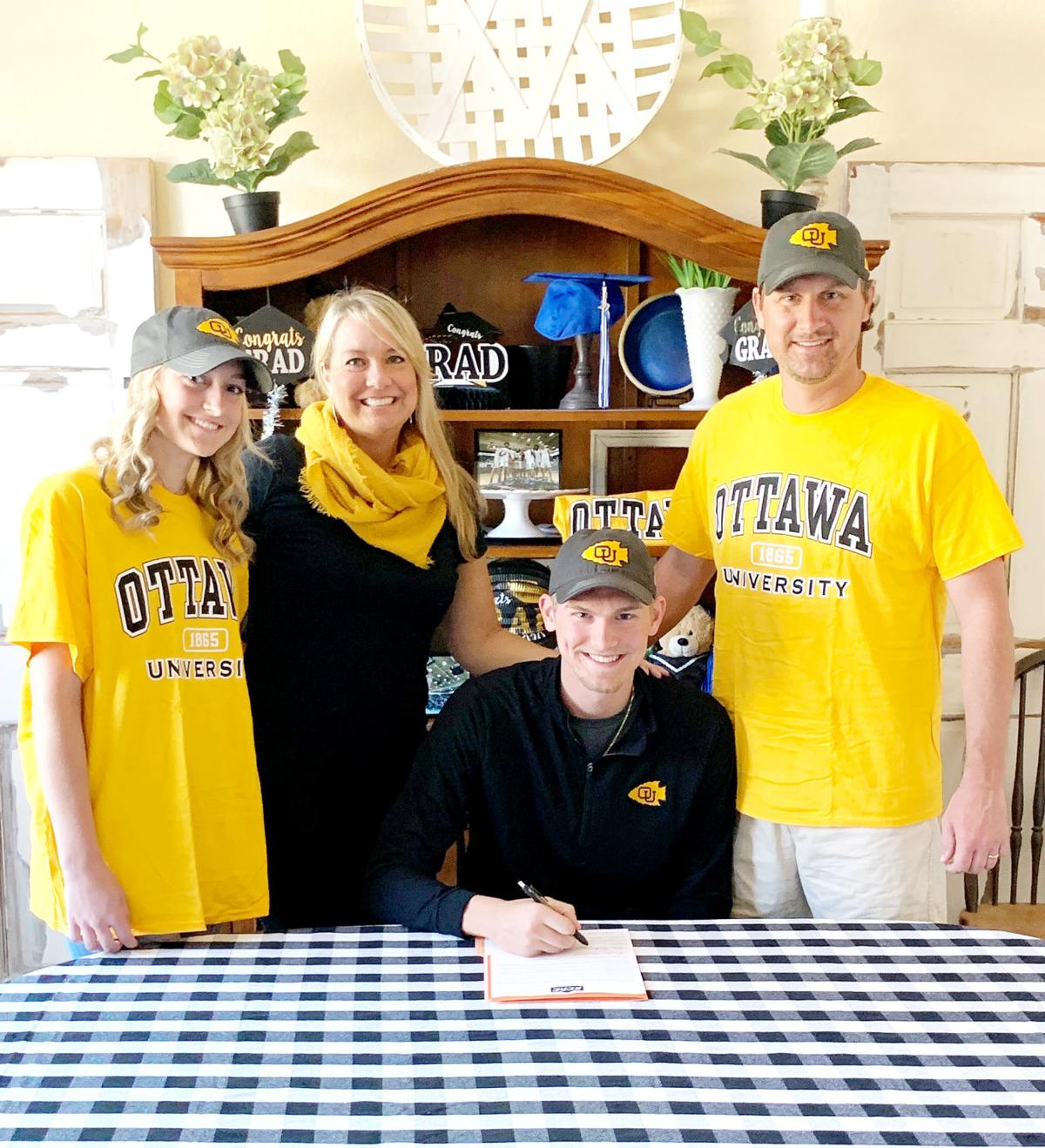 Spartans Stuckey Signs With Ottawa University Men S Basketball