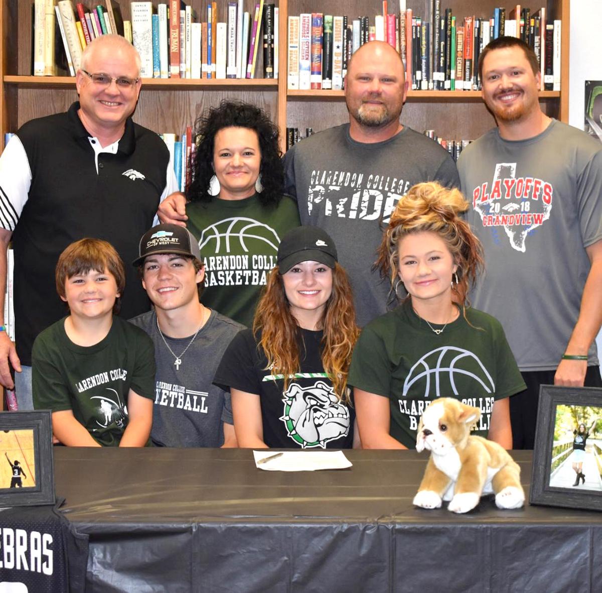 Lady Zebra Standout Signs With Clarendon College Sports