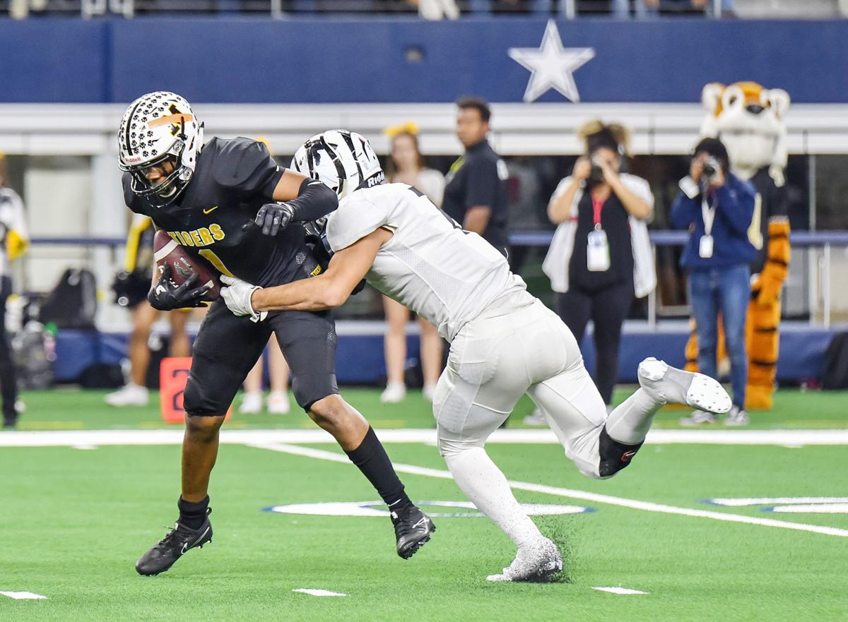 Zebra Duo Selected For Blue Grey Super Combine Sports