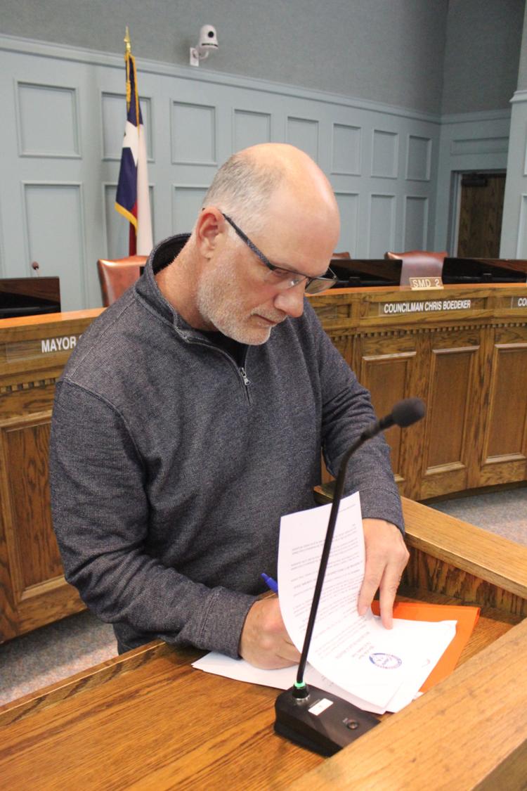Cleburne, Texas Closes Facilities, Bans Gatherings of Over 250